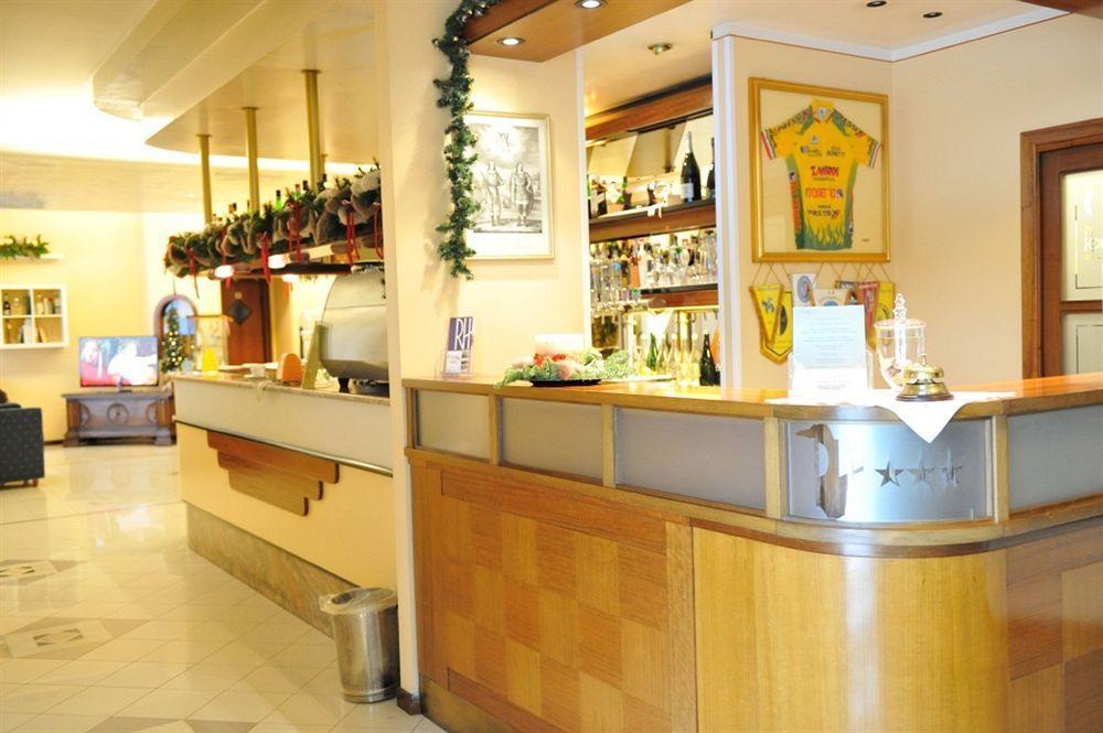 Rometta Hotel Cittadella Kültér fotó